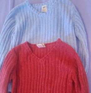 2 Girls pullover sweaters (7/8)